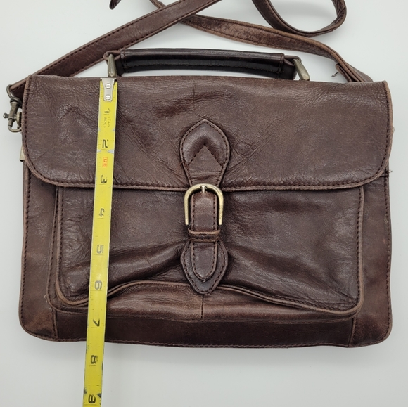 WILSONS LEATHER | genuine leather messenger style crossbody top handle purse - Picture 11 of 11